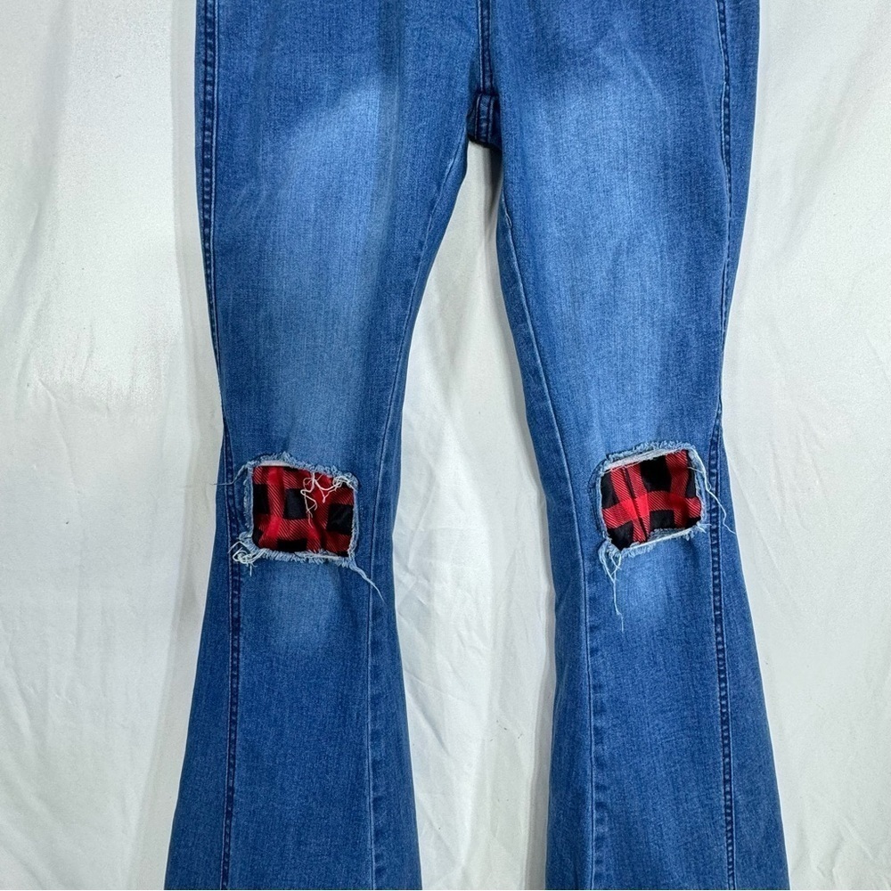 Women’s Red Plaid Patchwork Knee Distressed Pull-On Flared Frayed Jeans - Picture 5 of 6